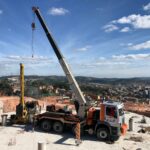 Elevação e movimentação de cargas e materiais pesados