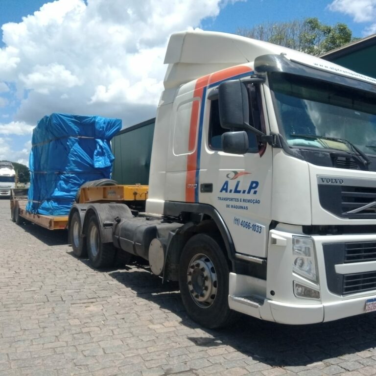 Locação de Carreta Prancha na Mooca-SP